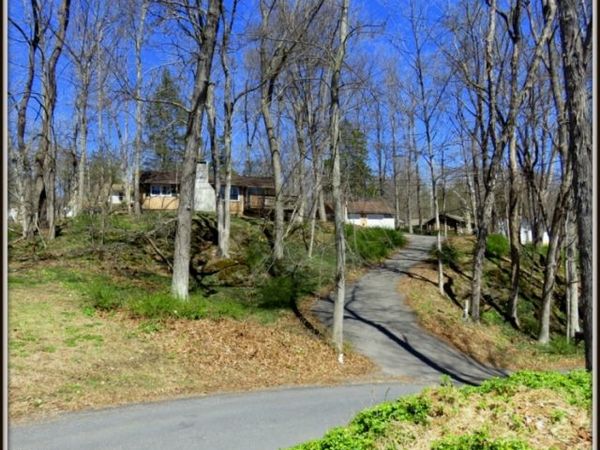 913 Kill Drive, Stillwater, NJ 07860