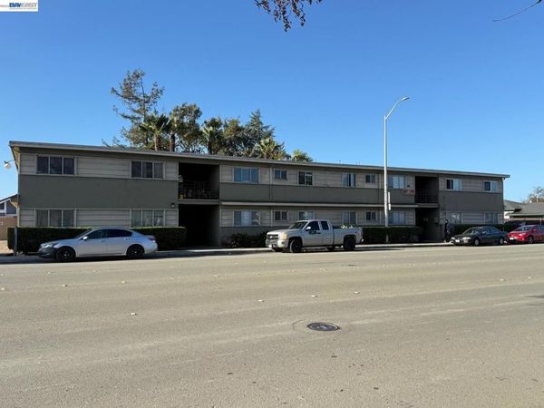 37271 Cedar Blvd, Newark, CA 94560