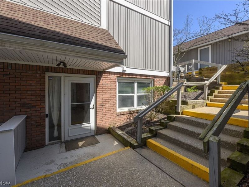 243 Portage Lakes Drive, Unit E, Akron, OH 44319 Photo 1