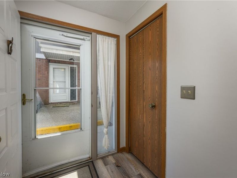 243 Portage Lakes Drive, Unit E, Akron, OH 44319 Photo 10