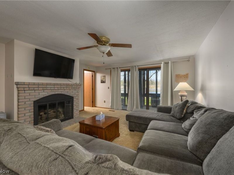 243 Portage Lakes Drive, Unit E, Akron, OH 44319 Photo 11