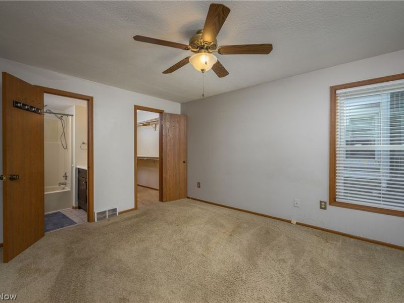 243 Portage Lakes Drive, Unit E, Akron, OH 44319 Photo 17