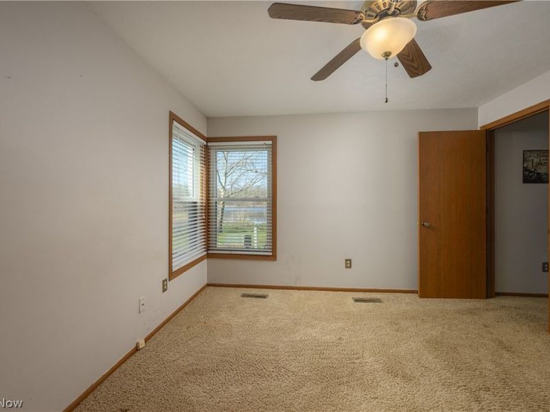 243 Portage Lakes Drive, Unit E, Akron, OH 44319 Photo 18