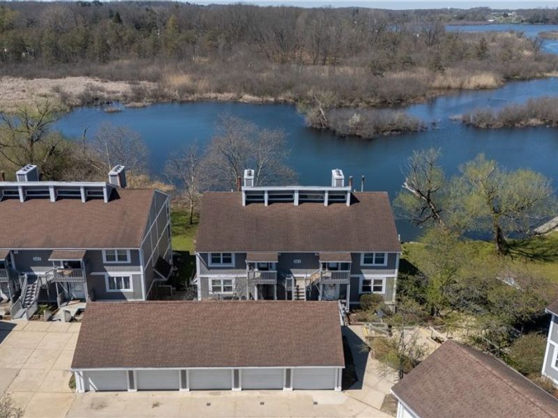 243 Portage Lakes Drive, Unit E, Akron, OH 44319 Photo 5