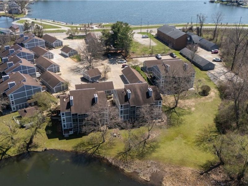 243 Portage Lakes Drive, Unit E, Akron, OH 44319 Photo 6