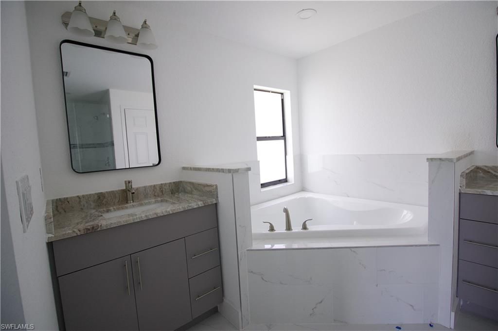 118 Parish Dr, Lehigh Acres, FL 33974 Photo