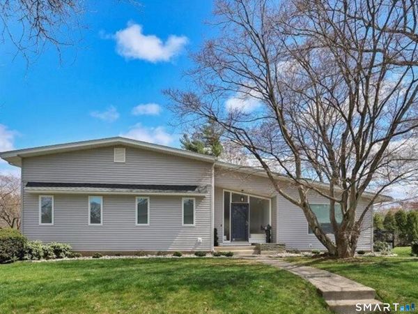 2 Cascade , West Hartford, CT 06117