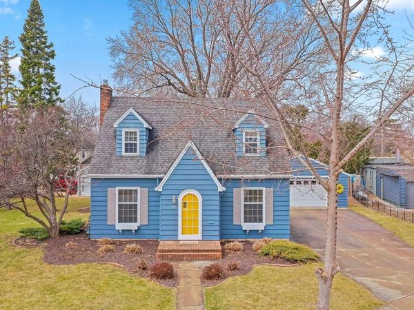 547 N OUTAGAMIE COURT, Appleton, WI 54914