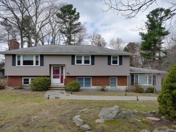 59 Donald Rd, Burlington, MA 01803