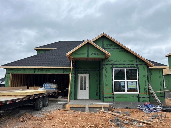 6800 Basswood Avenue, Bentonville, AR 72713