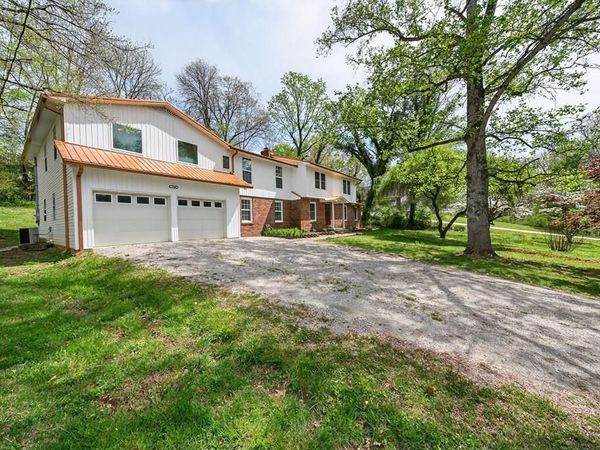 1360 Charles Street, Cookeville, TN 38506