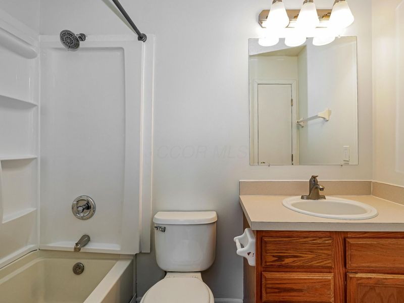 6768 Fallon Lane , Canal Winchester, OH 43110 Photo 12