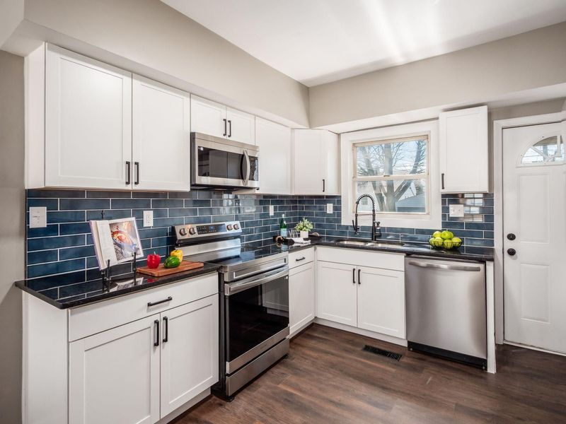 387 Morse Road, Columbus, OH 43214 Photo 17