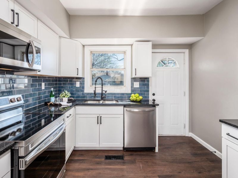 387 Morse Road, Columbus, OH 43214 Photo 18