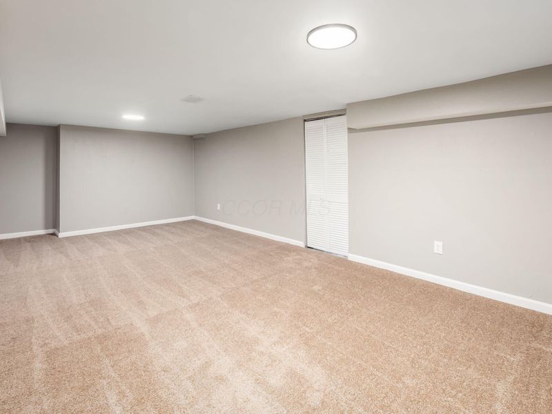 387 Morse Road, Columbus, OH 43214 Photo 32