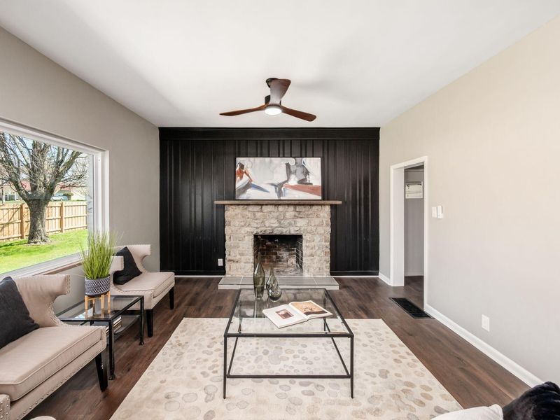 387 Morse Road, Columbus, OH 43214 Photo 8