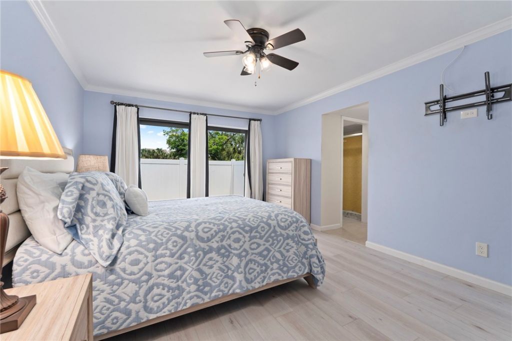 3209 S Lakeview Circle, Unit 8101, Fort Pierce, FL 34949 Photo