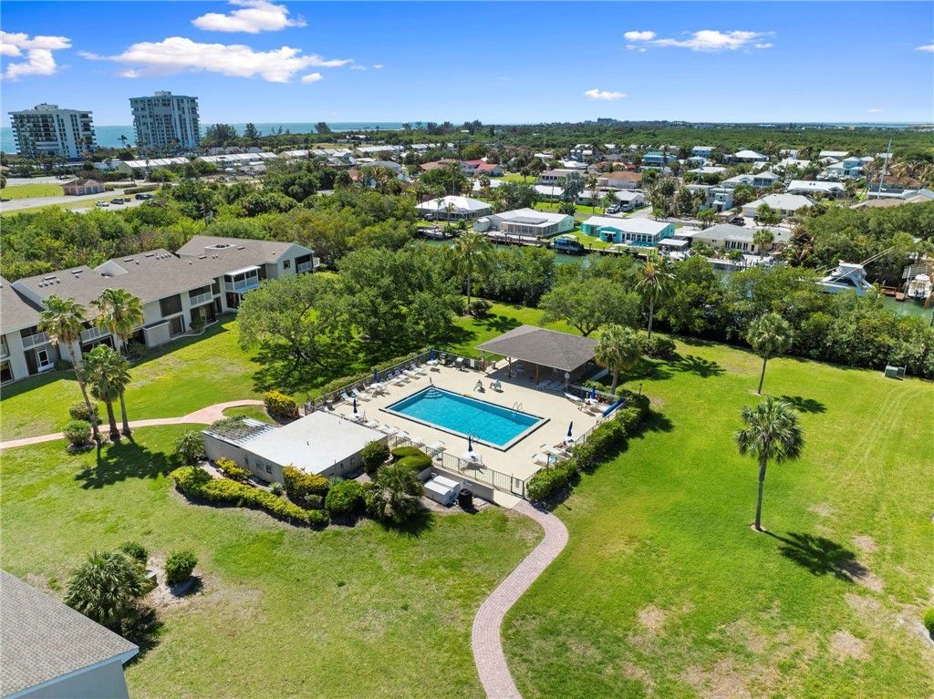 3209 S Lakeview Circle, Unit 8101, Fort Pierce, FL 34949 Photo