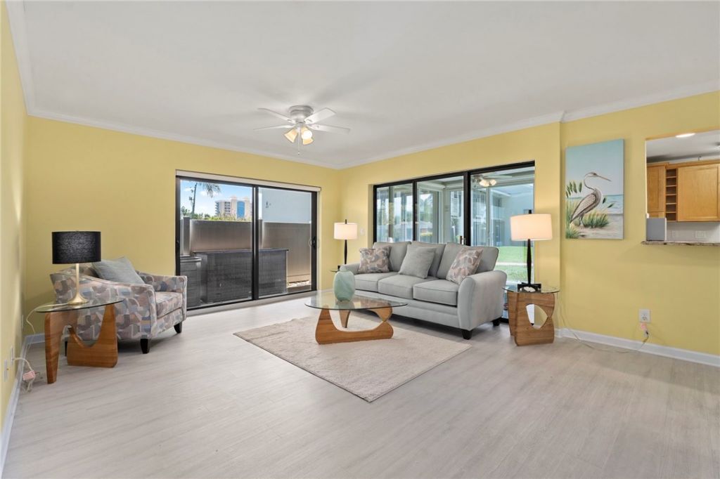 3209 S Lakeview Circle, Unit 8101, Fort Pierce, FL 34949 Photo