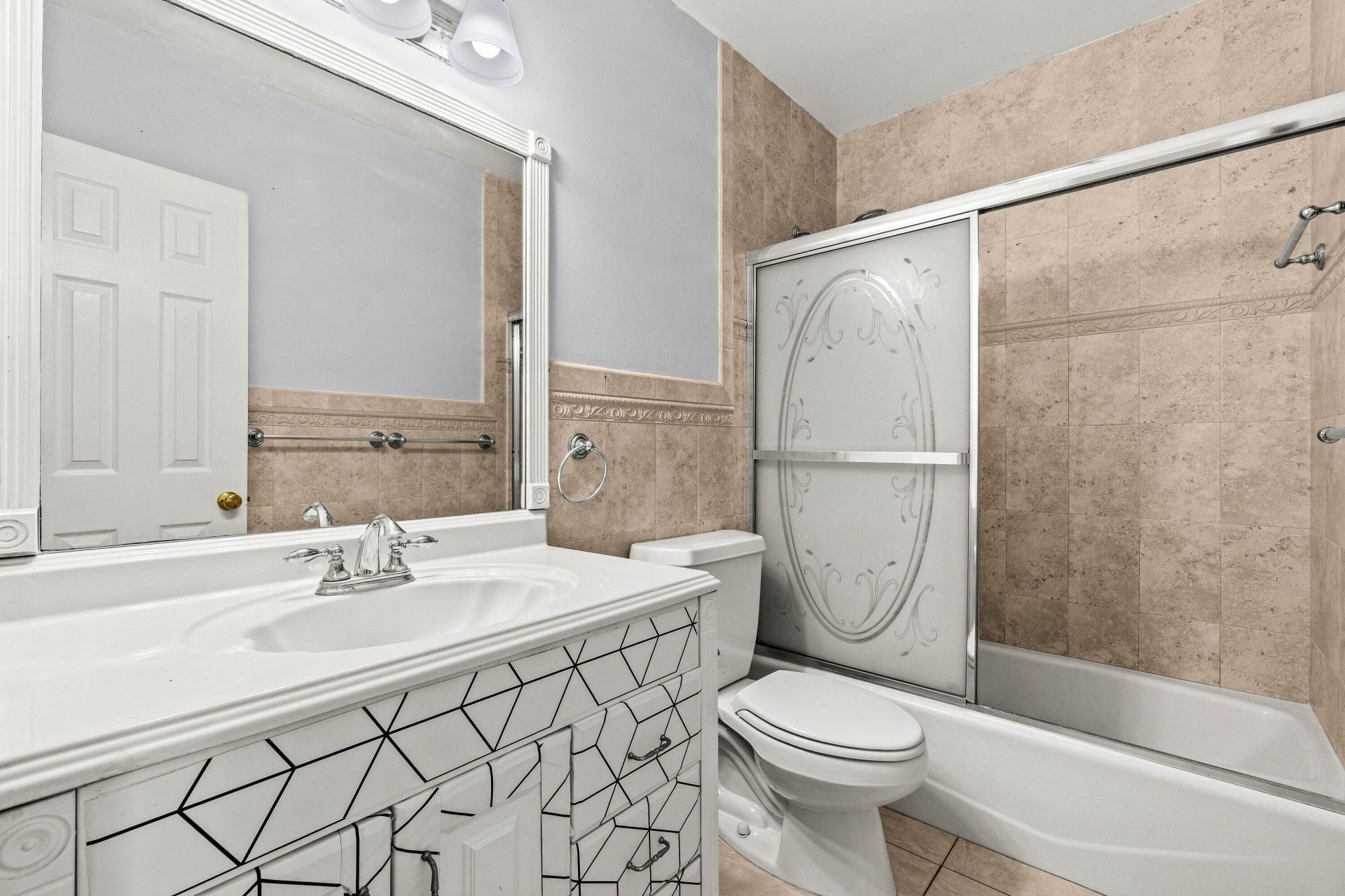 200 SW 7th Street, Unit 3, Boca Raton, FL 33432 Photo