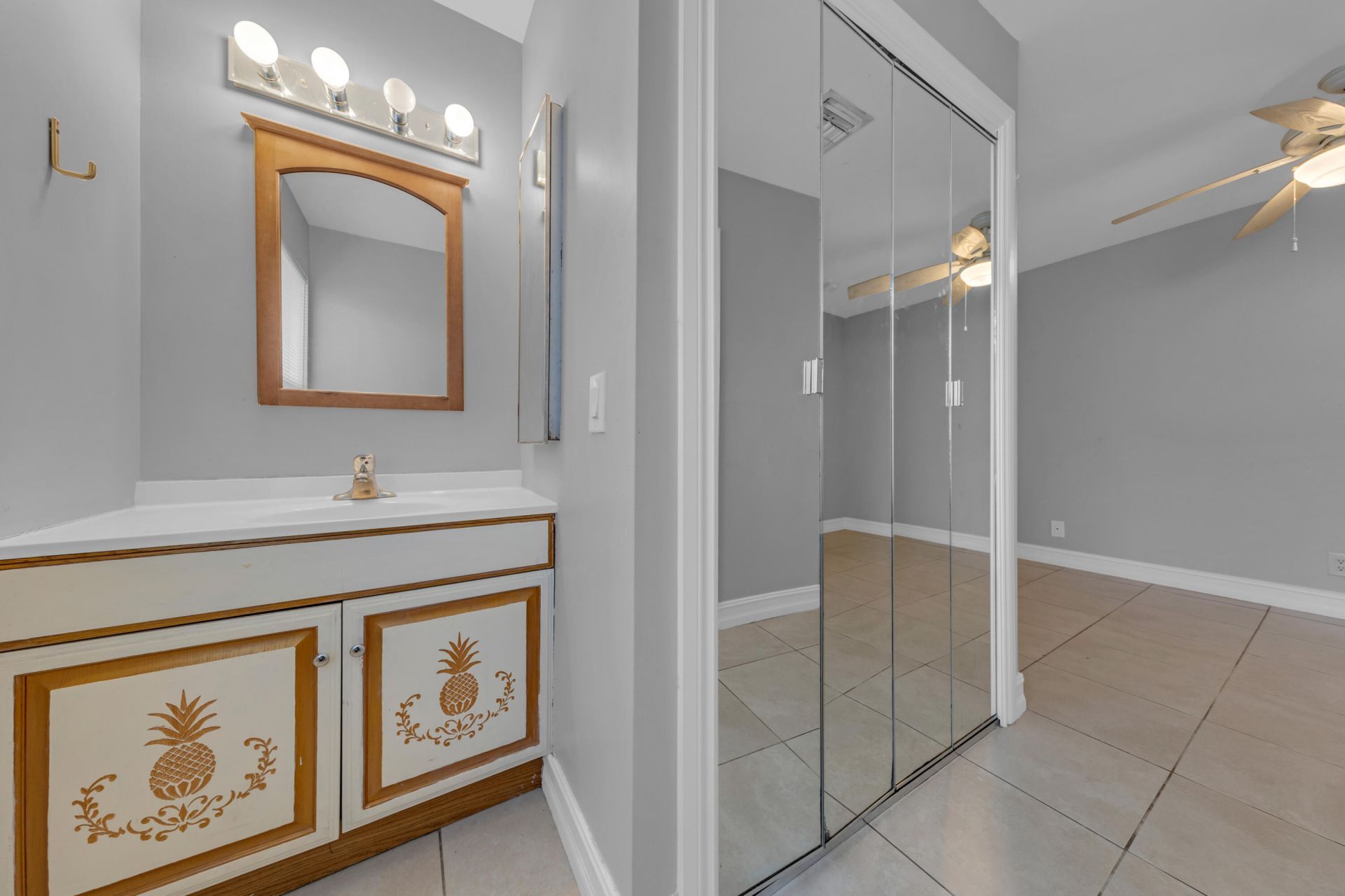 1006 NE 18th Street, Unit Rear, Fort Lauderdale, FL 33305 Photo