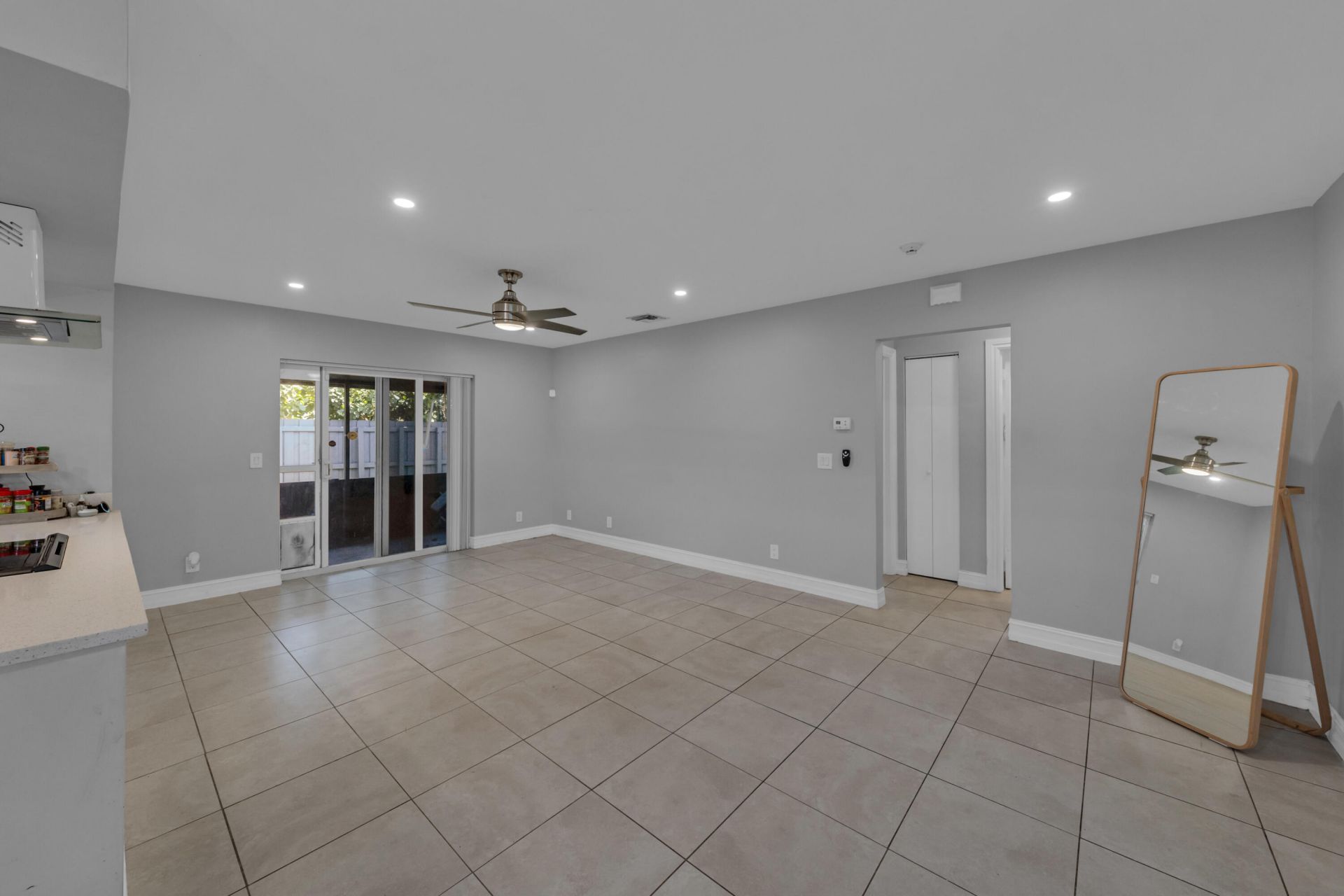 1006 NE 18th Street, Unit Rear, Fort Lauderdale, FL 33305 Photo