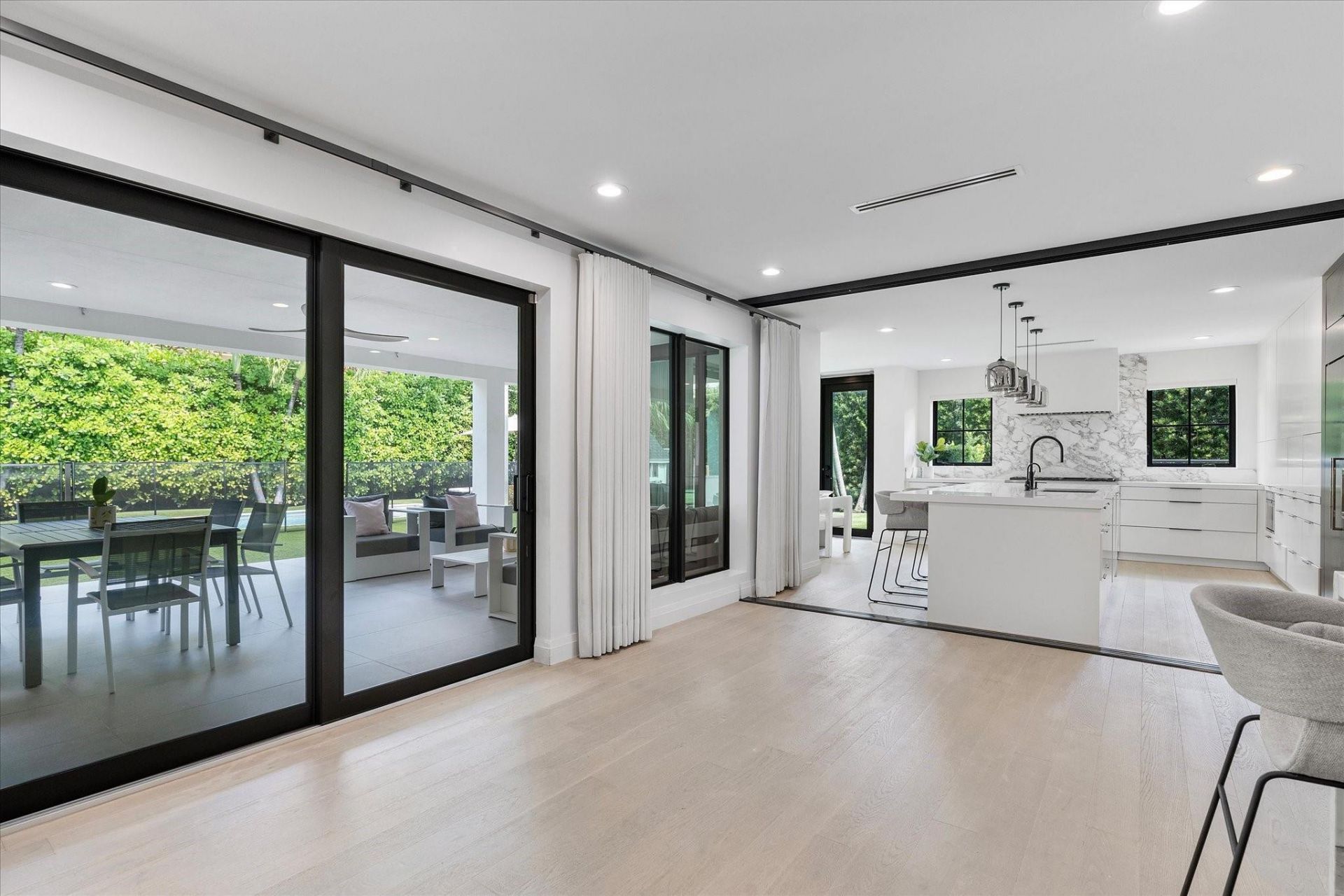 9 Tahoe Lane, Sea Ranch Lakes, FL 33308 Photo