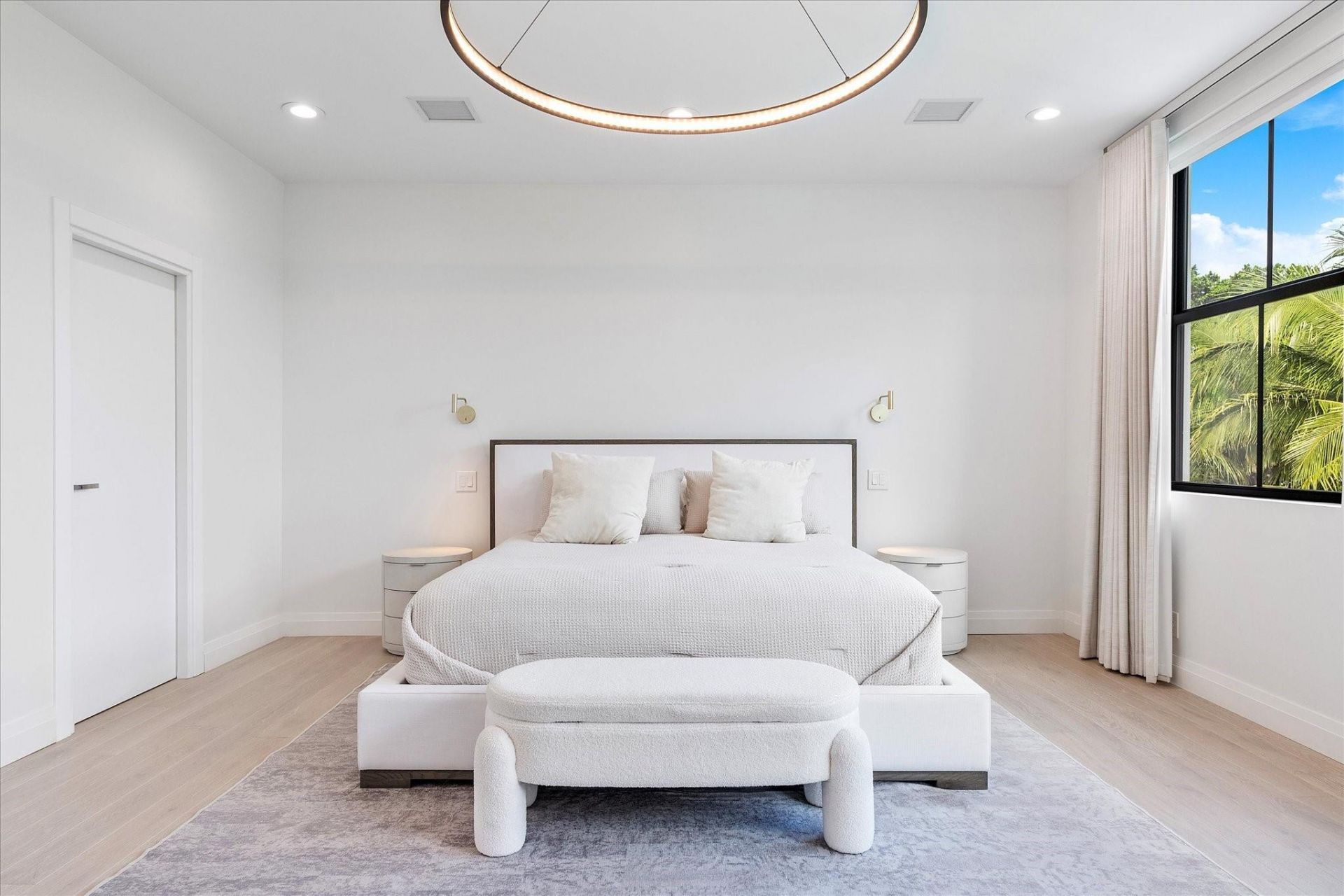 9 Tahoe Lane, Sea Ranch Lakes, FL 33308 Photo