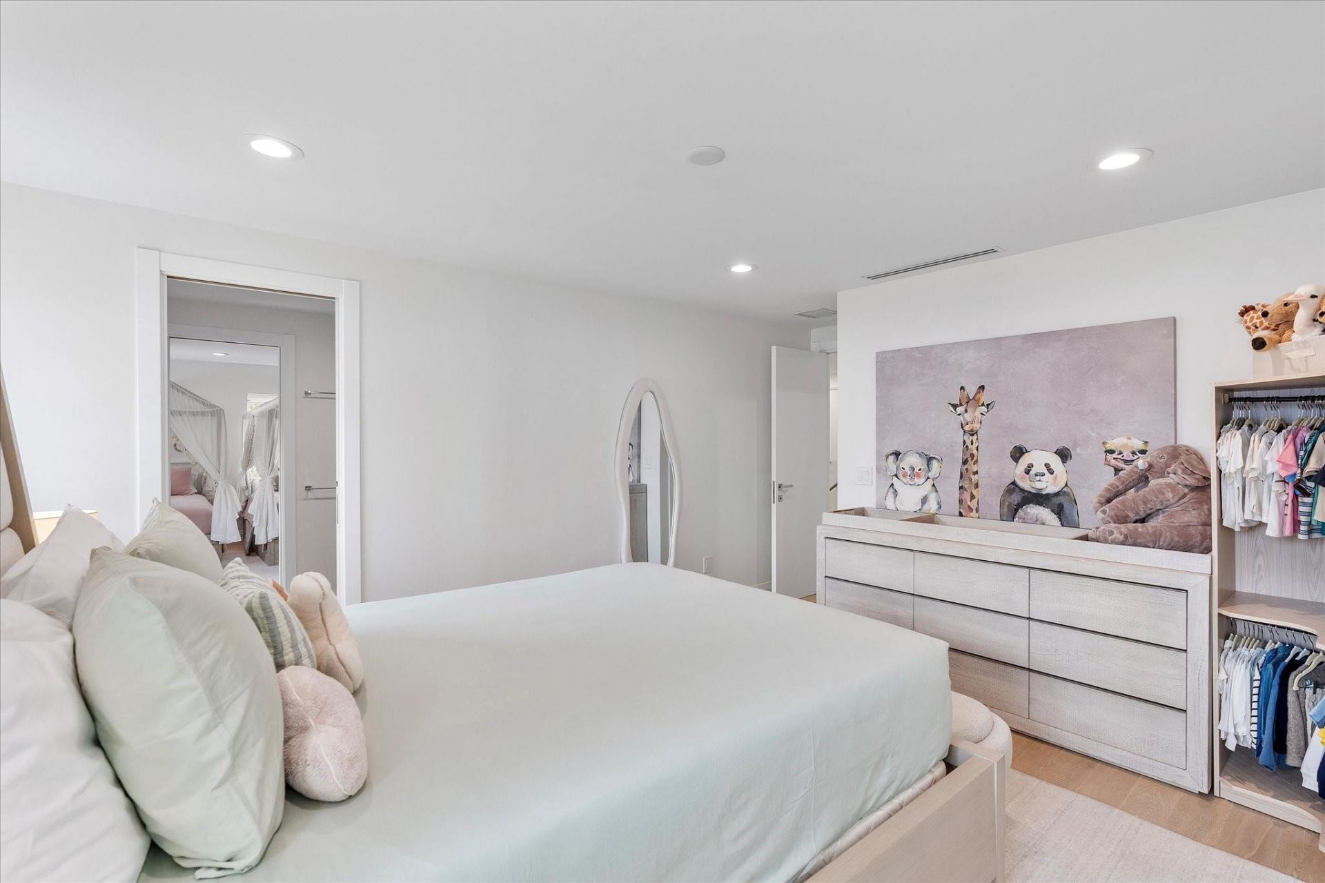 9 Tahoe Lane, Sea Ranch Lakes, FL 33308 Photo