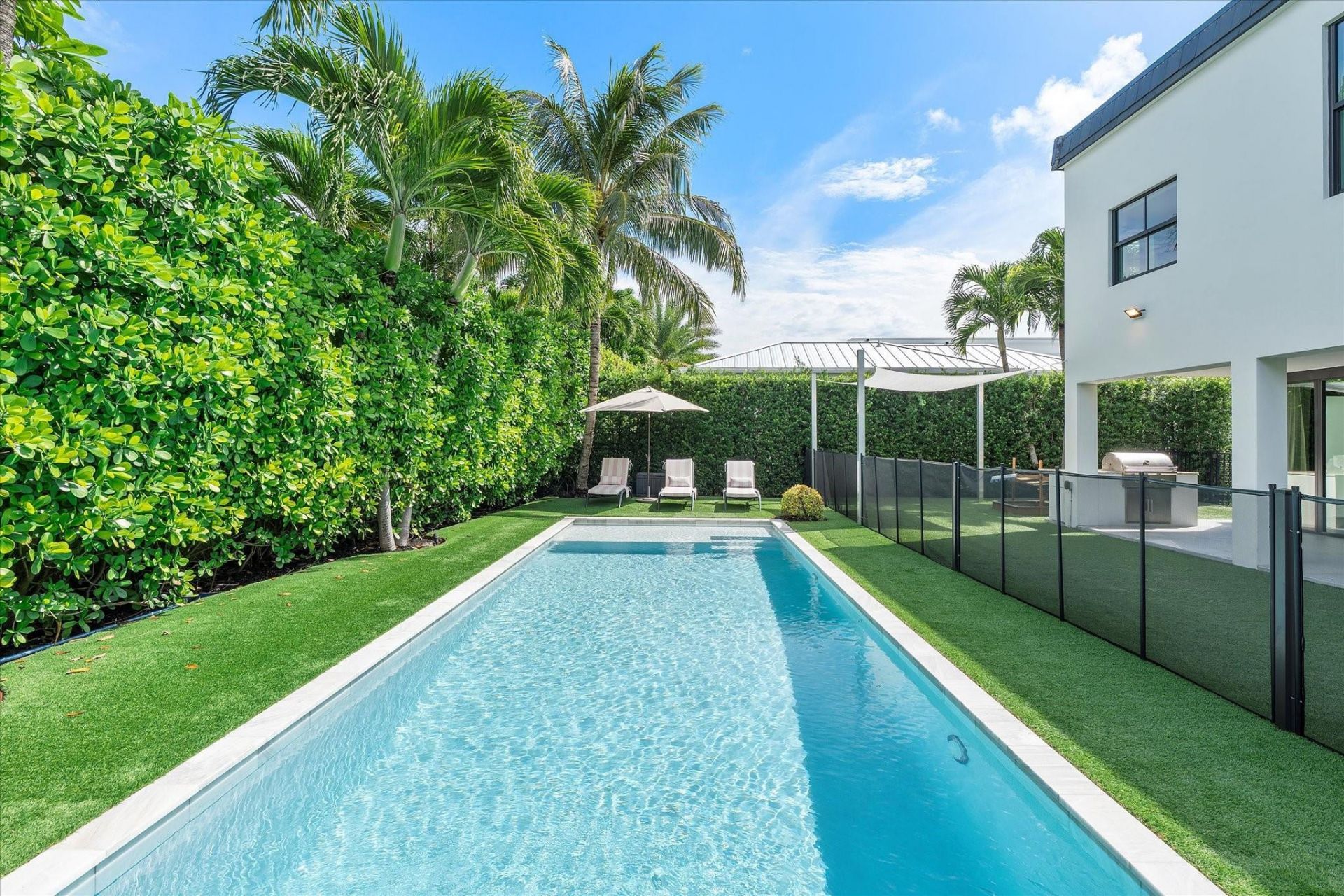 9 Tahoe Lane, Sea Ranch Lakes, FL 33308 Photo