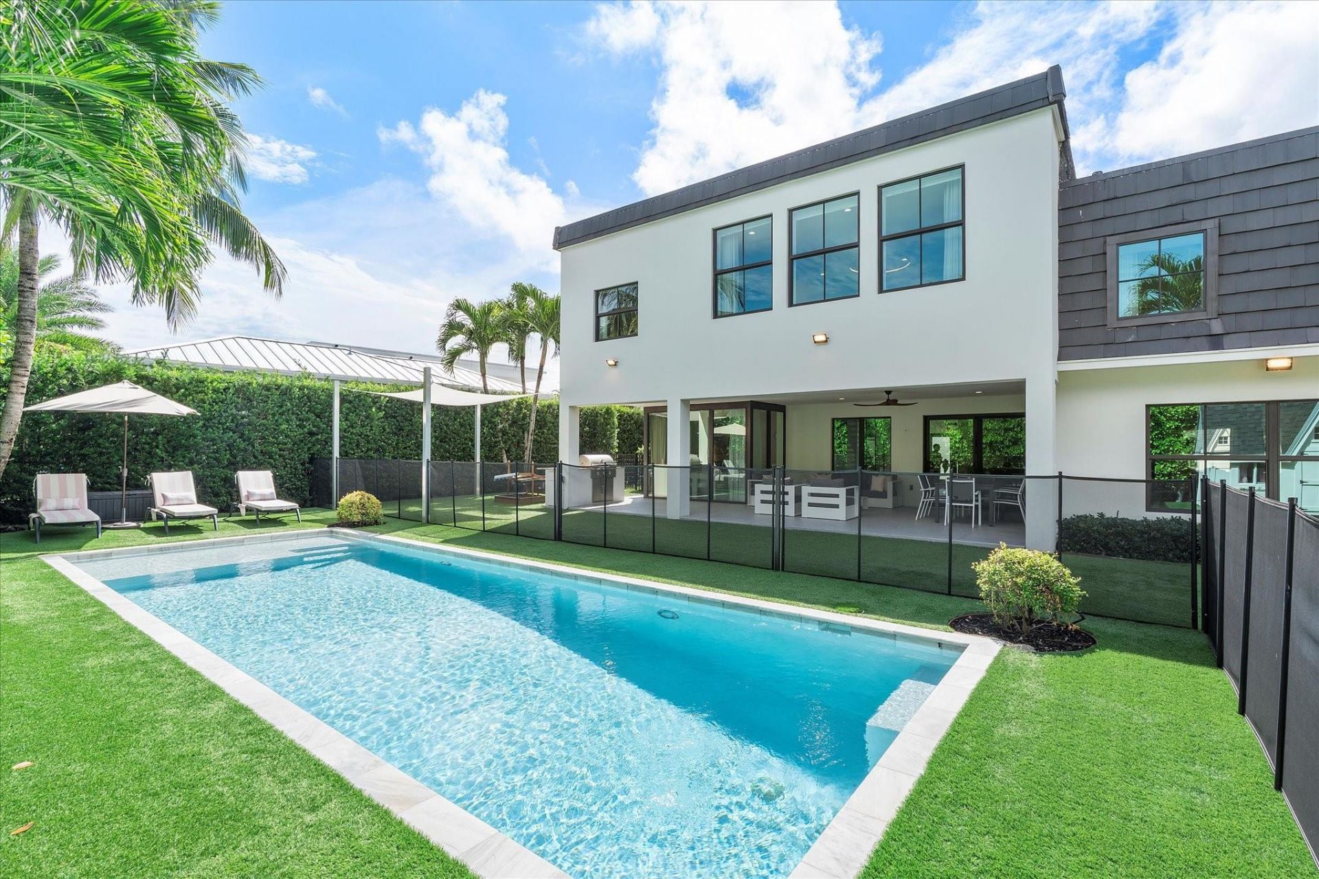 9 Tahoe Lane, Sea Ranch Lakes, FL 33308 Photo