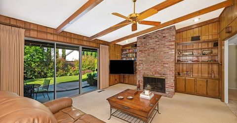 49 Saratoga Cir, Sacramento, CA 95864 Photo