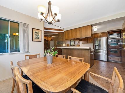 49 Saratoga Cir, Sacramento, CA 95864 Photo