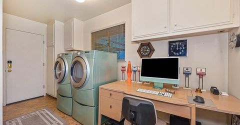 49 Saratoga Cir, Sacramento, CA 95864 Photo