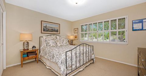 49 Saratoga Cir, Sacramento, CA 95864 Photo