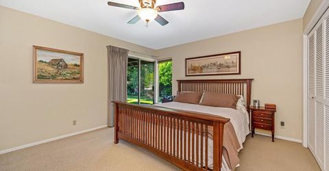 49 Saratoga Cir, Sacramento, CA 95864 Photo