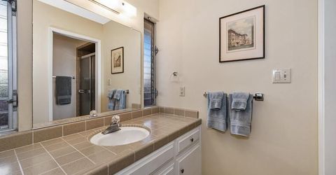 49 Saratoga Cir, Sacramento, CA 95864 Photo