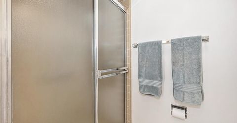 49 Saratoga Cir, Sacramento, CA 95864 Photo