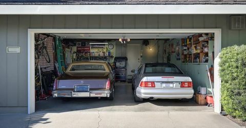 49 Saratoga Cir, Sacramento, CA 95864 Photo