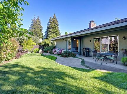 49 Saratoga Cir, Sacramento, CA 95864 Photo