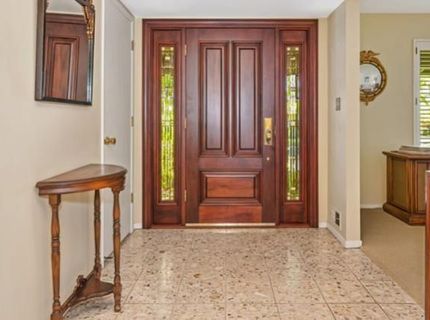 49 Saratoga Cir, Sacramento, CA 95864 Photo