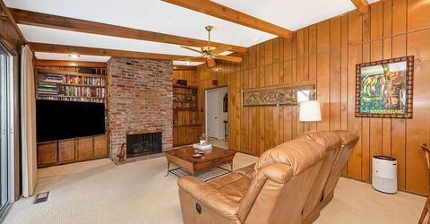 49 Saratoga Cir, Sacramento, CA 95864 Photo