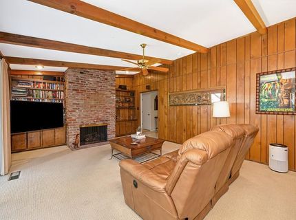 49 Saratoga Cir, Sacramento, CA 95864 Photo