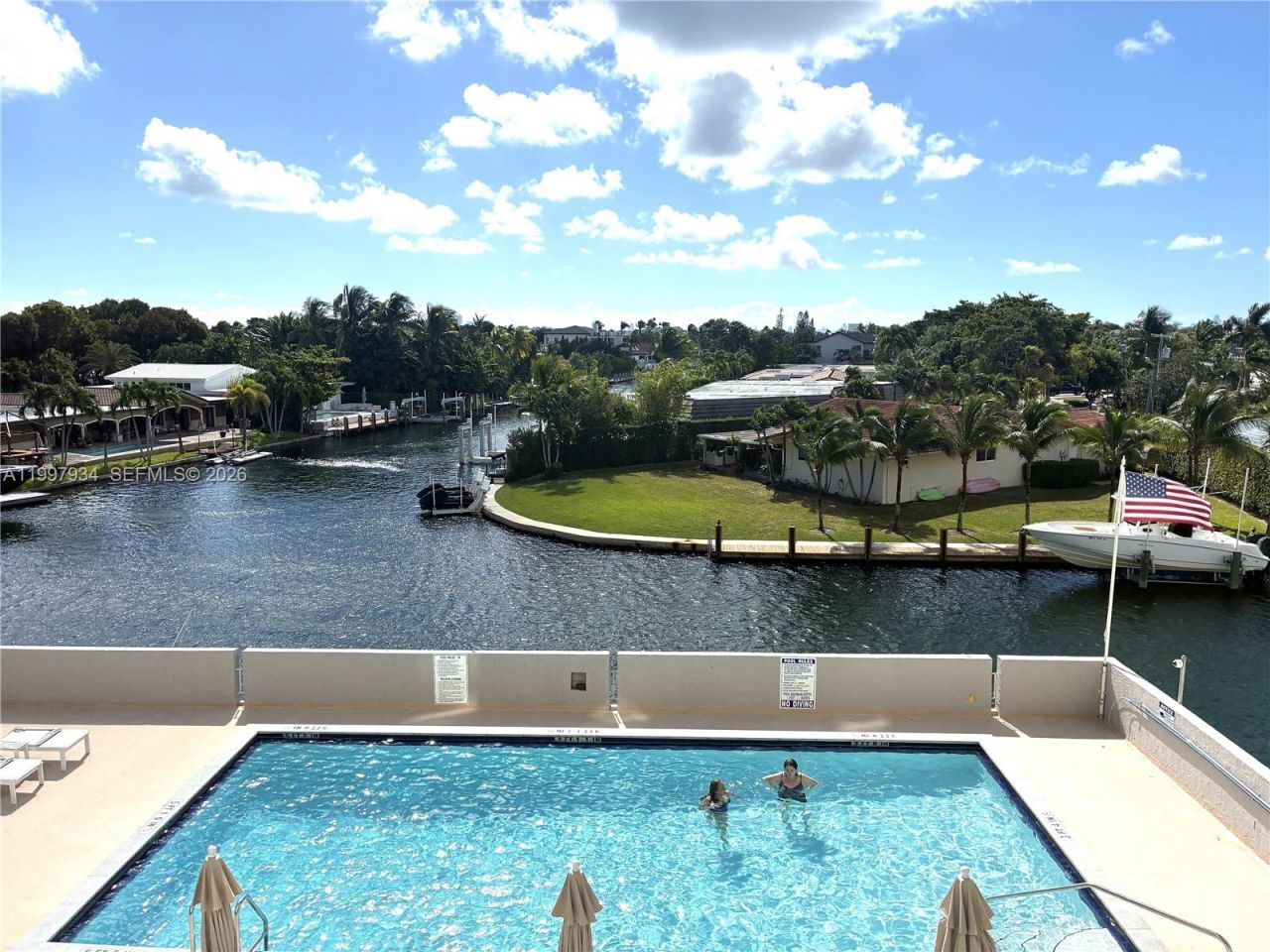 2500 NE 135th St, Unit B506, North Miami, FL 33181 Photo