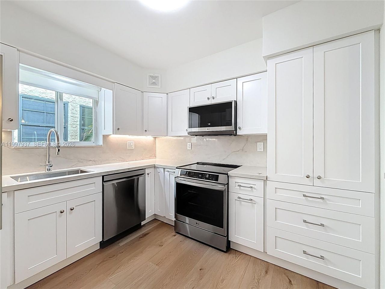 323 Velarde Ave , Coral Gables, FL 33134 Photo