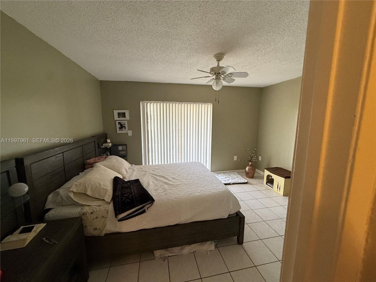 1298 W 51st Pl, Unit D-29, Hialeah, FL 33012 Photo