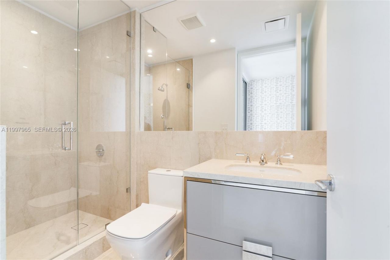 15701 Collins Ave , Unit 2302, Sunny Isles Beach, FL 33160 Photo