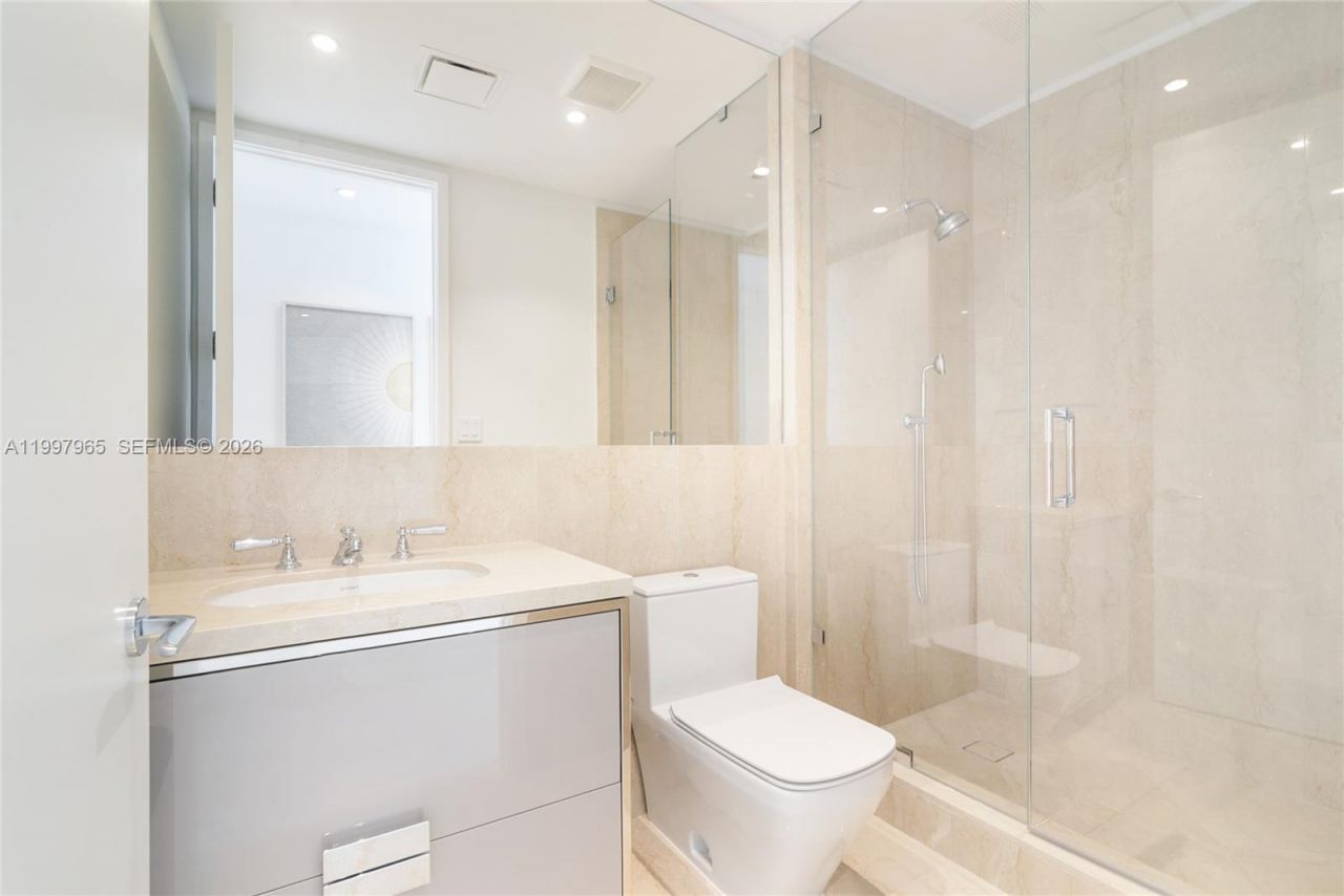 15701 Collins Ave , Unit 2302, Sunny Isles Beach, FL 33160 Photo