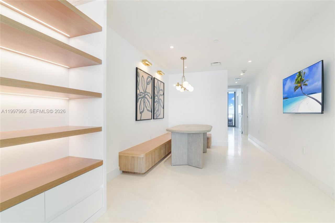 15701 Collins Ave , Unit 2302, Sunny Isles Beach, FL 33160 Photo