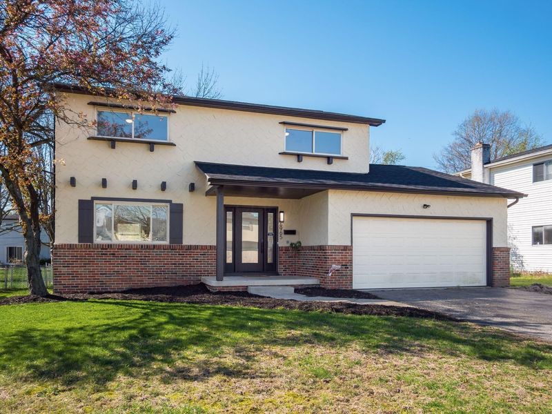 6965 Starfire Drive, Reynoldsburg, OH 43068 Photo 2